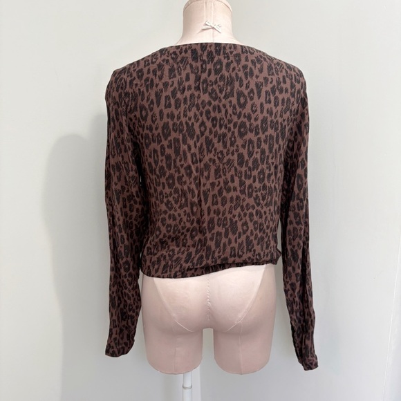 🌷SALE Cloth & Stone Bella Dahl Leopard Print Tie Front Top Size XS Oversized - Picture 4 of 15